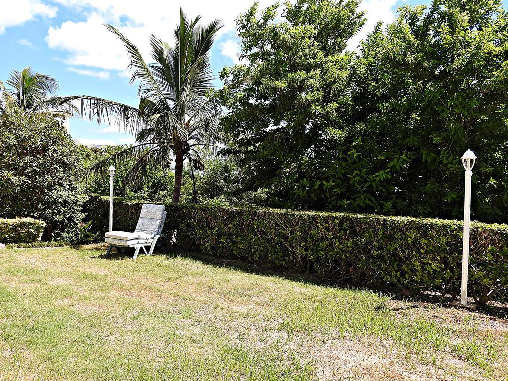 Windsong Guest Apartments Pembroke Extérieur photo