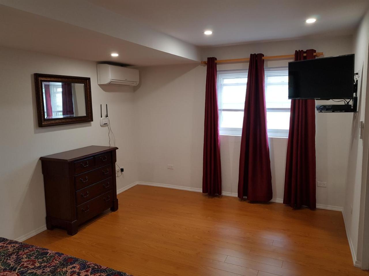 Windsong Guest Apartments Pembroke Extérieur photo