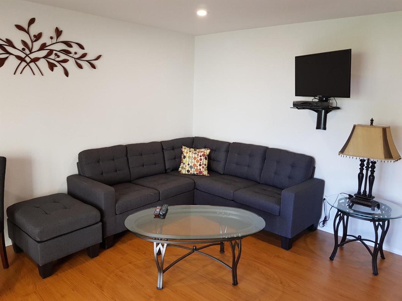 Windsong Guest Apartments Pembroke Extérieur photo