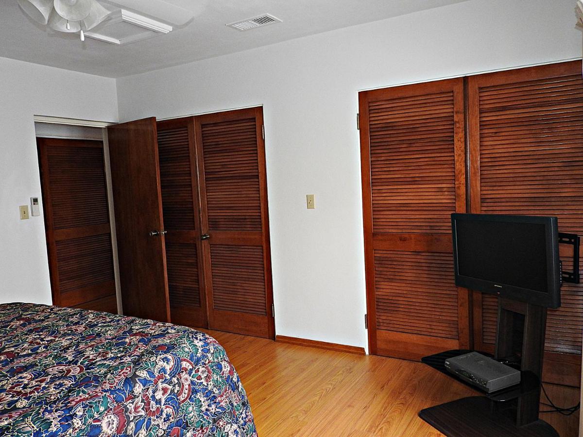 Windsong Guest Apartments Pembroke Extérieur photo