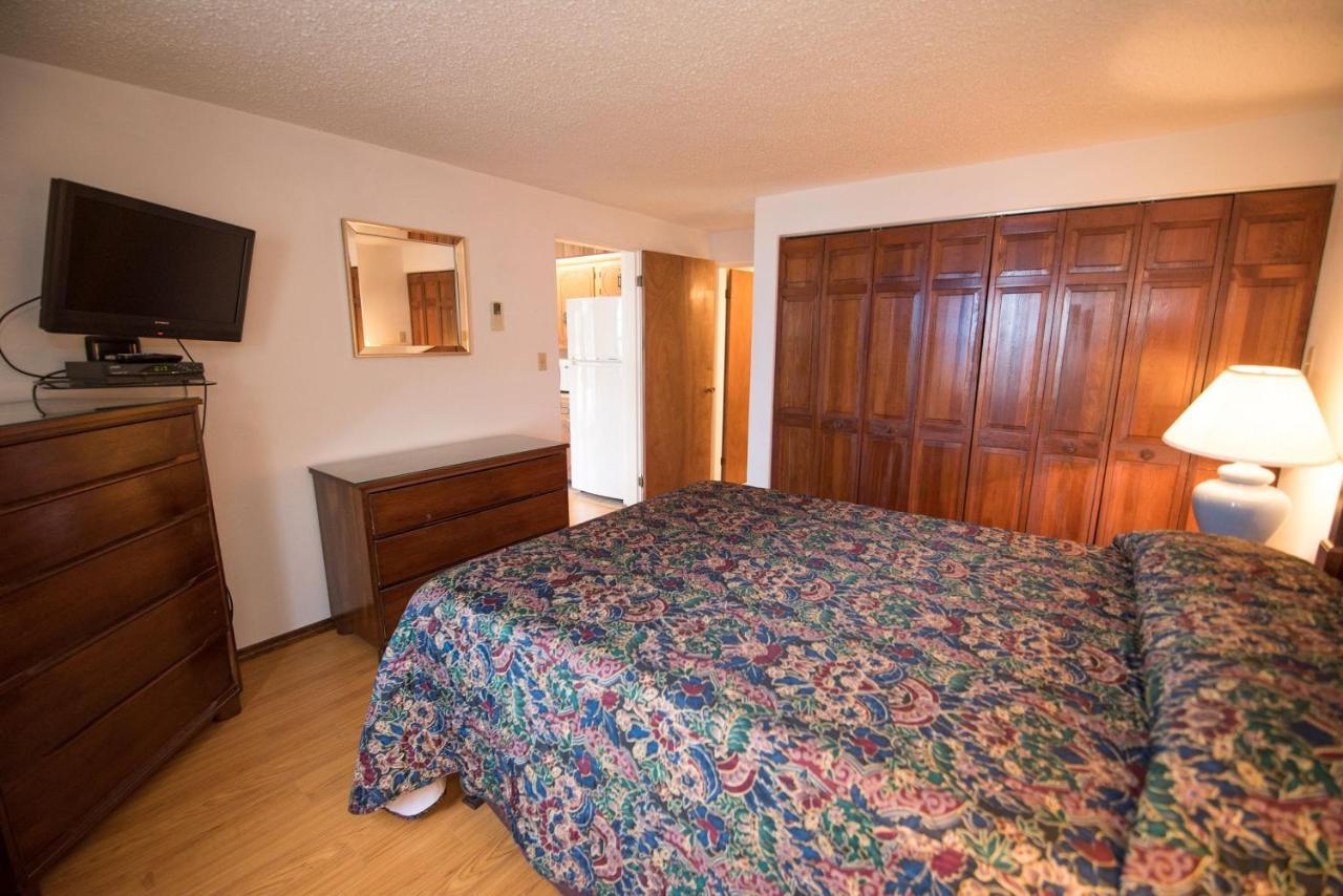 Windsong Guest Apartments Pembroke Extérieur photo