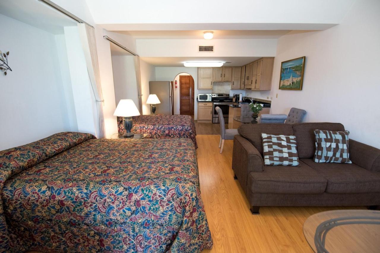 Windsong Guest Apartments Pembroke Extérieur photo