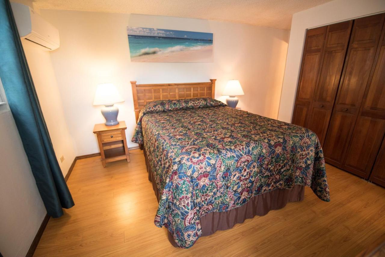 Windsong Guest Apartments Pembroke Extérieur photo