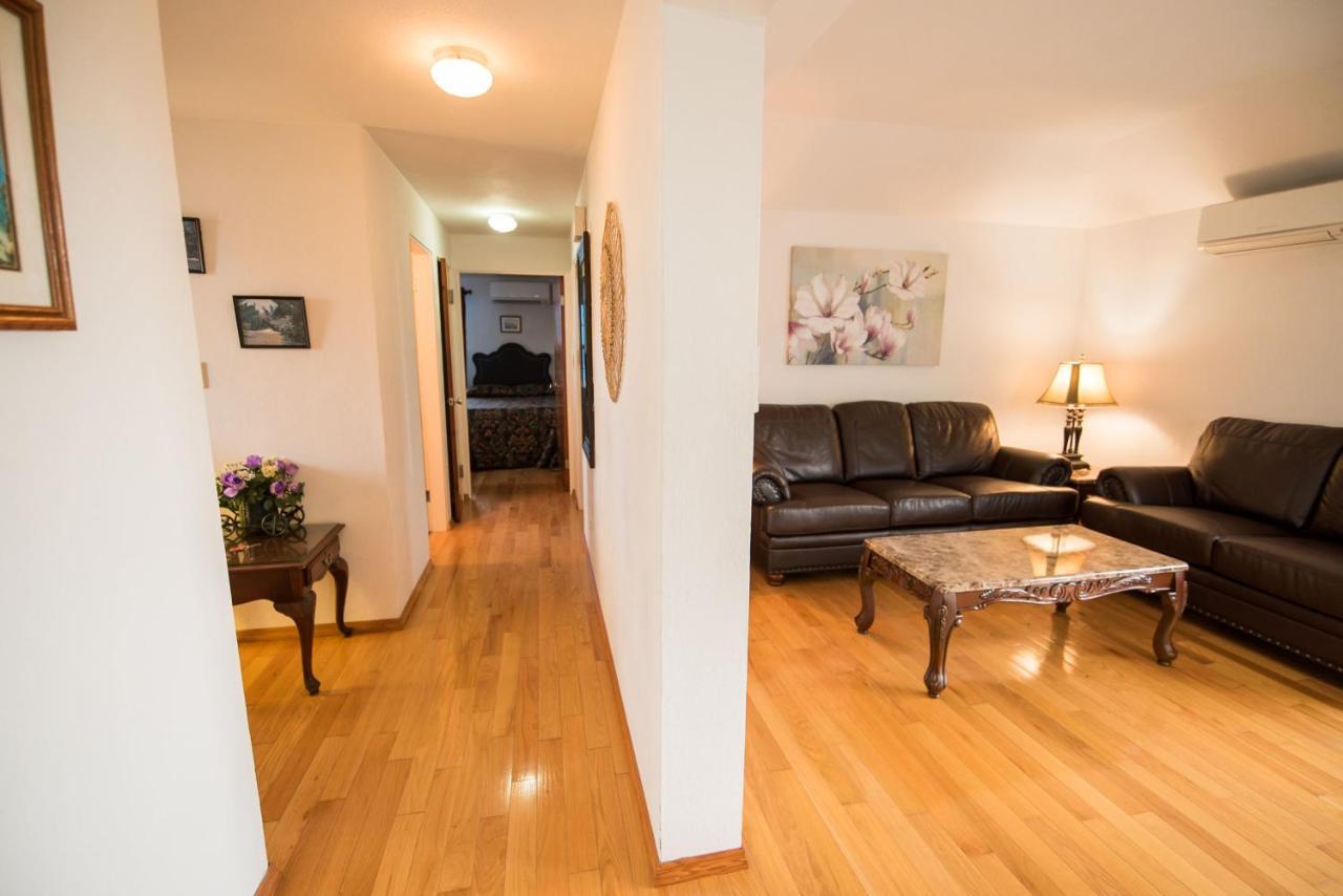 Windsong Guest Apartments Pembroke Extérieur photo